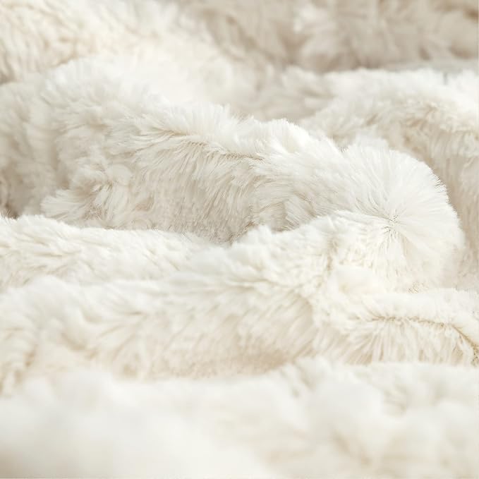 TOONOW Faux Fur Luxury Throw Blanket,Double Side Soft Fluffy Shaggy Fuzzy Blanket for Couch Sofa Bed (Cream, Throw)