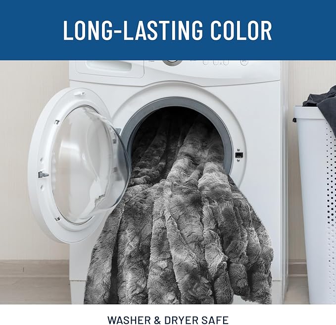 Everlasting Comfort Soft & Comfortable Gray Faux Fur Throw Blanket for Couch - (50"x65") Minky & Fluffy Fall Blankets & Throws, Plush Fuzzy Cover for Bed, Sofa & Living Room - Cozy Home Decor