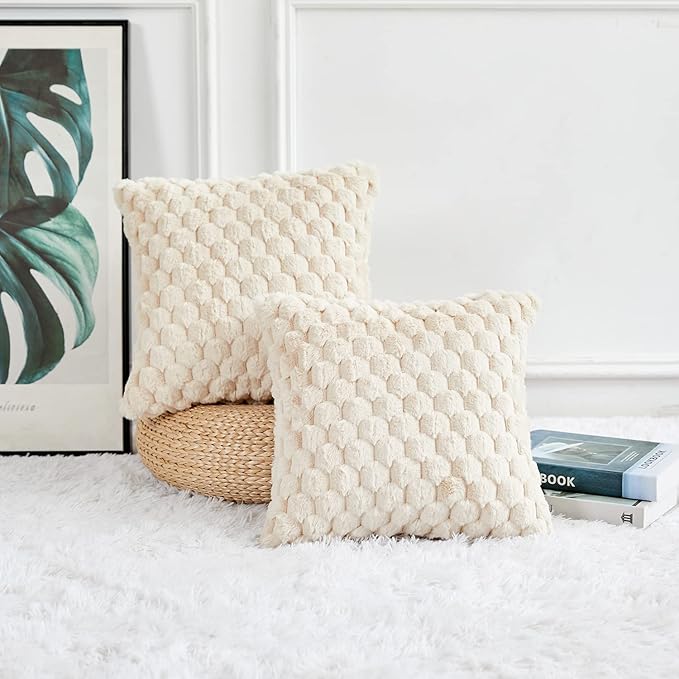 Yaertun Pack of 2 Super Soft Cozy Decorative Throw Pillow Covers Fuzzy Plush Faux Fur Luxury Cushion Cover Pillowcase for Sofa Couch Bed Livingroom 26x26 Inch Beige