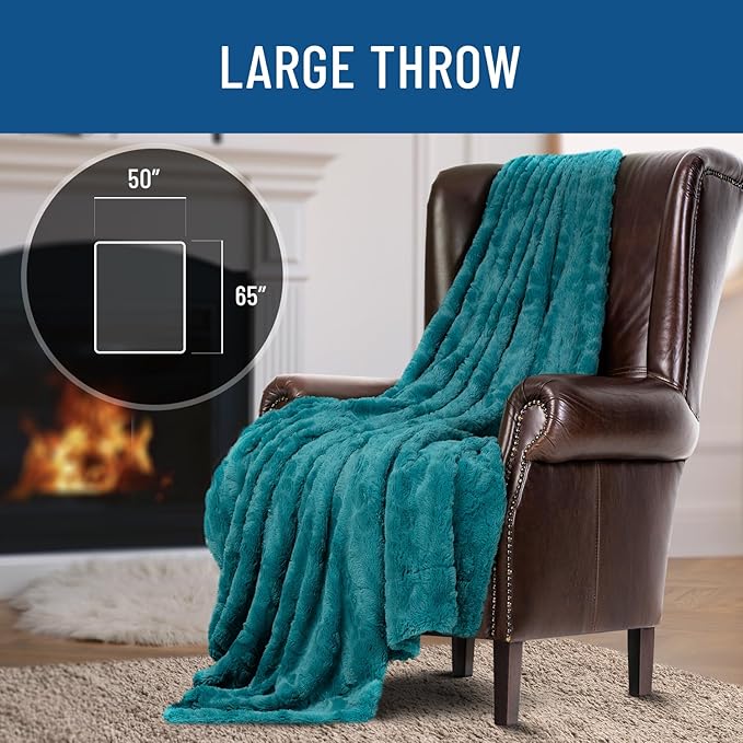Everlasting Comfort Soft & Comfortable Teal Faux Fur Throw Blanket for Couch - (50"x65") Minky & Fluffy Fall Blankets & Throws, Plush Fuzzy Cover for Bed, Sofa & Living Room - Cozy Home Decor
