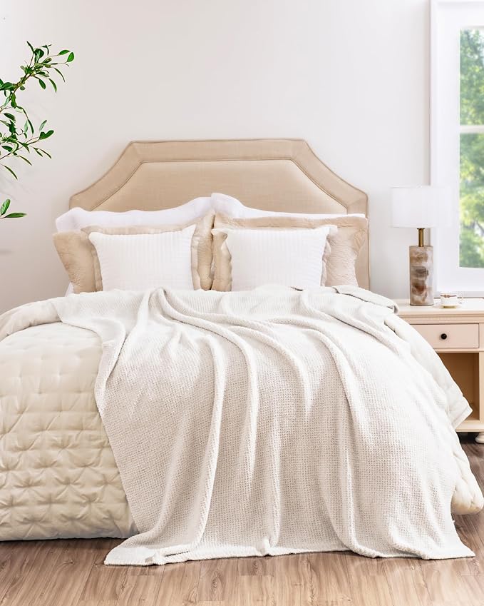 Super Soft Throw Blanket 60 x 80 Inches, Half Side Plush Fuzzy Blanket for Couch, Sofa, Bed & Chair, Warm Cozy Lightweight Knit Blanket for Fall & Winter