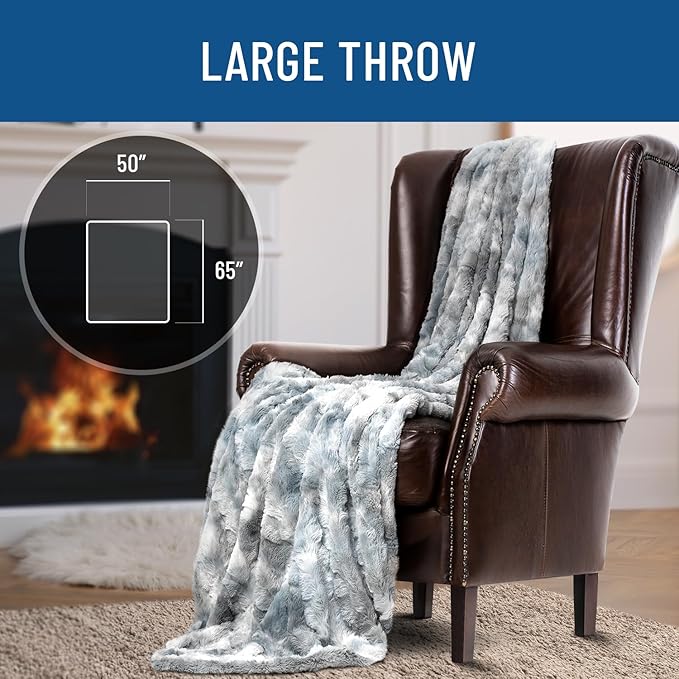Everlasting Comfort Soft & Comfortable Arctic Blue Faux Fur Throw Blanket for Couch - (50"x65") Minky & Fluffy Fall Blankets & Throws, Plush Fuzzy Cover for Bed, Sofa & Living Room - Cozy Home Decor