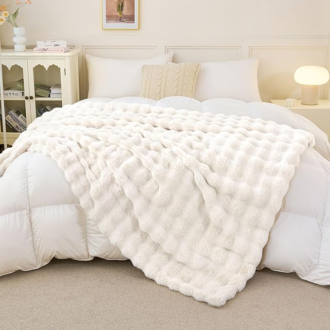 Faux Rabbit Fur Throw Blanket for Couch, Fluffy Warm Plush Thick Bubble Blanket for Bed Sofa Living Room, Soft Cozy Furry Blanket Home Decor, 50x60 inches, Cream White