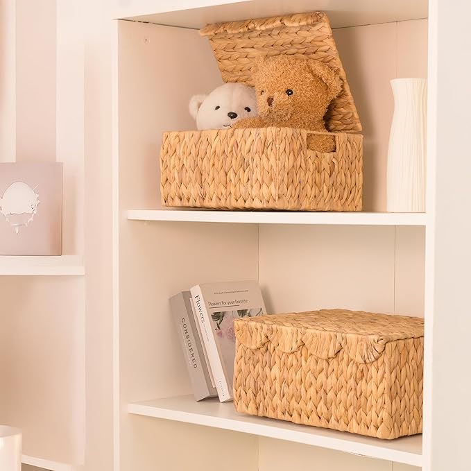 KOKODO Set of 2 Scalloped Wicker Baskets – Handwoven Rectangular Water Hyacinth Storage Baskets with Lid and Handles for Organizing, Bathroom, Living Room & Shelf Décor – Rattan Organizing Bins