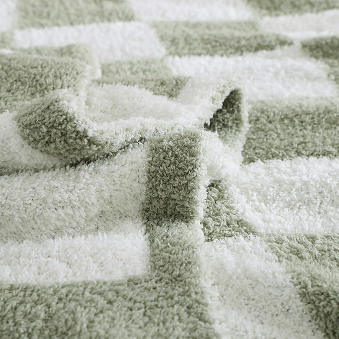 WRENSONGE Checkered Throw Blanket, Sage GreenSoft Cozy Fluffy Warm Hand Made Throw Blankets for Couch, Sofa, Chair, Bed, Camping, Picnic, Travel Lightweight Bed Blanket - 30"*40"