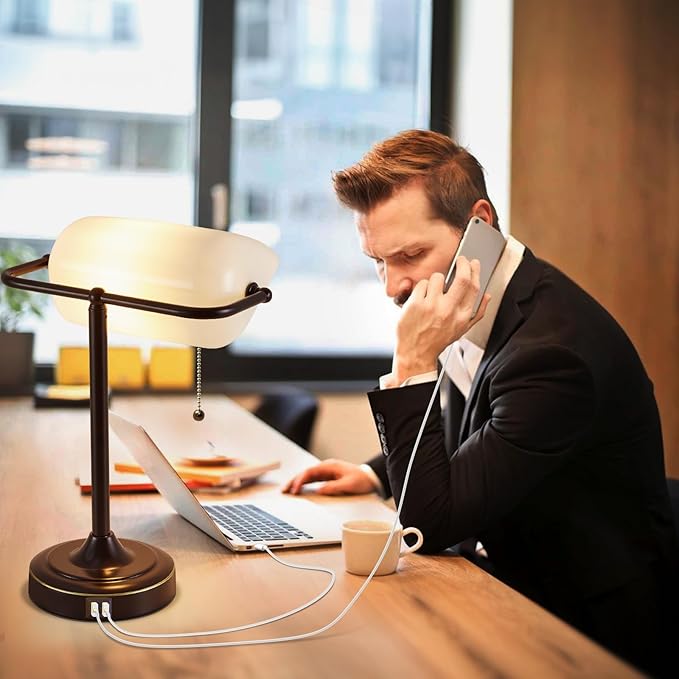 Vintage Desk Lamp Bankers Lamp - Brown Retro Table Lamp with USB & Type C Charging Ports Traditional Pull Chain Switch Library Lamp for Home Office Bedroom Nightstand Side Table Lamp(Bulb Included)