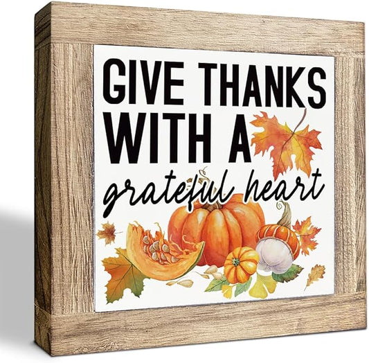 Fall Decor, Give Thanks with A Grateful Heart Signs, Pumpkin Harvest Decoration, Thanksgiving Home Farmhouse Decors, Wooden Decorative Fall Signs, Box Sign Wood Desk Sign Decor 5.9X5.9X0.7inches