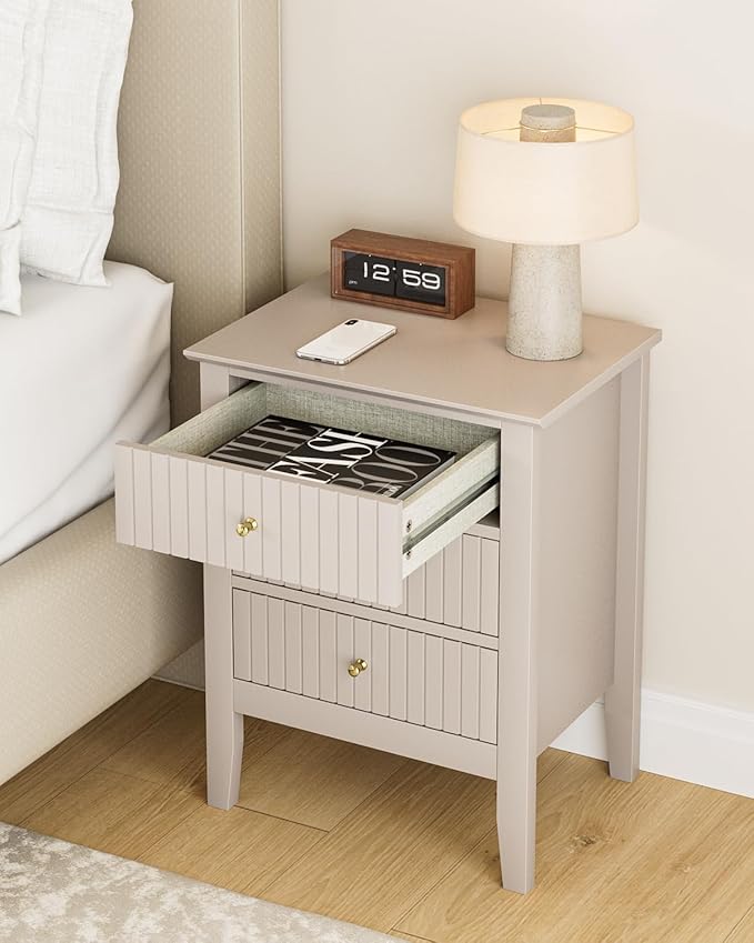 Night Stand, Fluted Nightstand Bedside Tall Farmhouse Nightstand with 3 Drawers, Mid Century Modern Side Accent Table,Bedside End Table for Bedroom, Living Room, Khaki