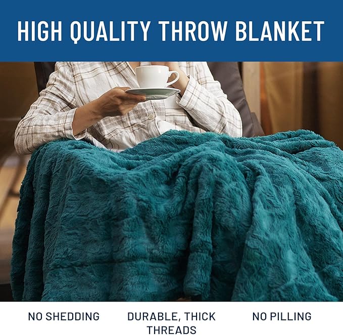Everlasting Comfort Soft & Comfortable Teal Faux Fur Throw Blanket for Couch - (50"x65") Minky & Fluffy Fall Blankets & Throws, Plush Fuzzy Cover for Bed, Sofa & Living Room - Cozy Home Decor