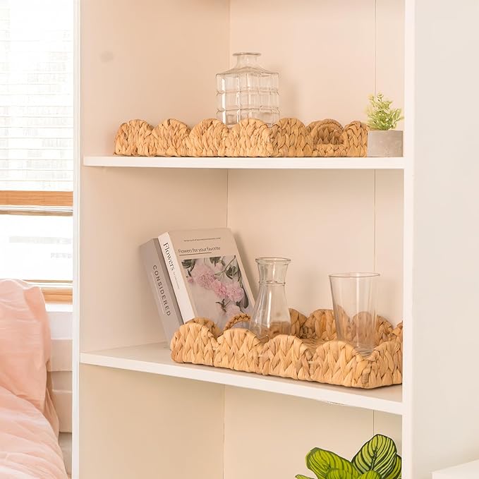 KOKODO Set of 2 Wicker Scalloped Tray – Handwoven Water Hyacinth Basket Trays, Decorative Scalloped Wicker Tray for Serving, Organizing, Kitchen, Coffee Table, Bathroom, and Shelf Décor.