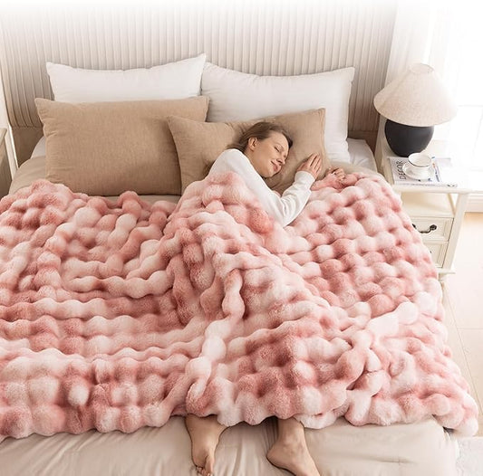 Cozy Faux Fur Throw Blanket for Couch-Warm Fuzzy Throw Blanket, Soft Plush Thick Bubble Blankets for Bedroom and Living Room, Furry Luxury Blanket, 90 x 108, Tie-Dye Pink