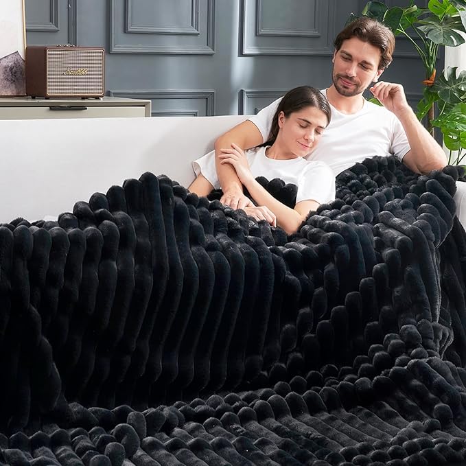 Cozy Bliss Faux Fur Throw Blanket for Couch, Cozy Warm Plush Striped Blanket for Sofa Bedroom Living Room, 90 * 90 Inches Black