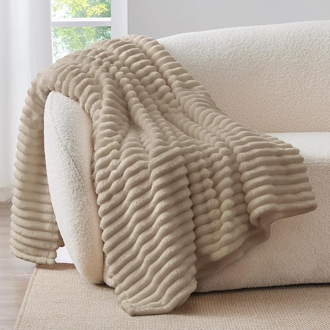 BEDELITE Fleece Throw Blanket for Couch - 300GSM Soft & Warm Fluffy Linen Blanket, Decorative and Giftable Striped Blankets for Women, Men, 50"x60"