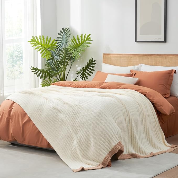 Snuggle Sac Queen Size Blanket for Bed, Soft Luxurious Bedding Blankets, Large Fuzzy Plush Microfiber Blankets, Cream, 90x90 inches