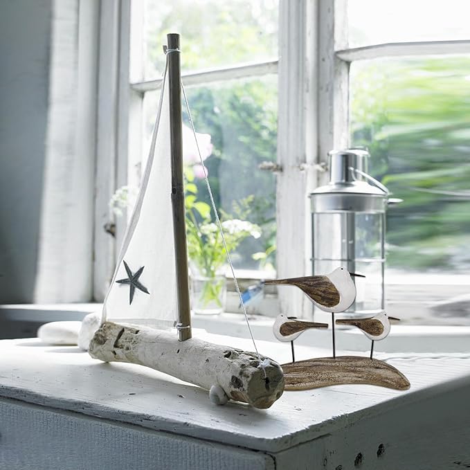 K KILIPES Beach Coastal Wood Seabird Figurine Home Office Table Desk Decor Sea Bird Sculpture Statue for Tabletop Shelf Nautical Bathroom Decoration Ornament Gift