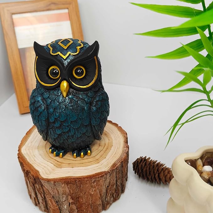 Owl Figurines Resin Statue Home Decor Sculptures Ornament for Bookshelf Living Room,Housewarming Gift