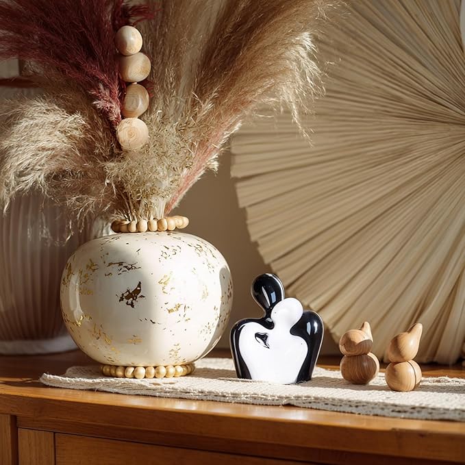 Mini Couple Statue Tv Stand Decor Items for Living Room,Bedroom Decor for Couples Sculpture Knick Knacks for Shelves,Couple Gifts for Her,Show Pieces for Home Decor (Black and White Sliver Heart)