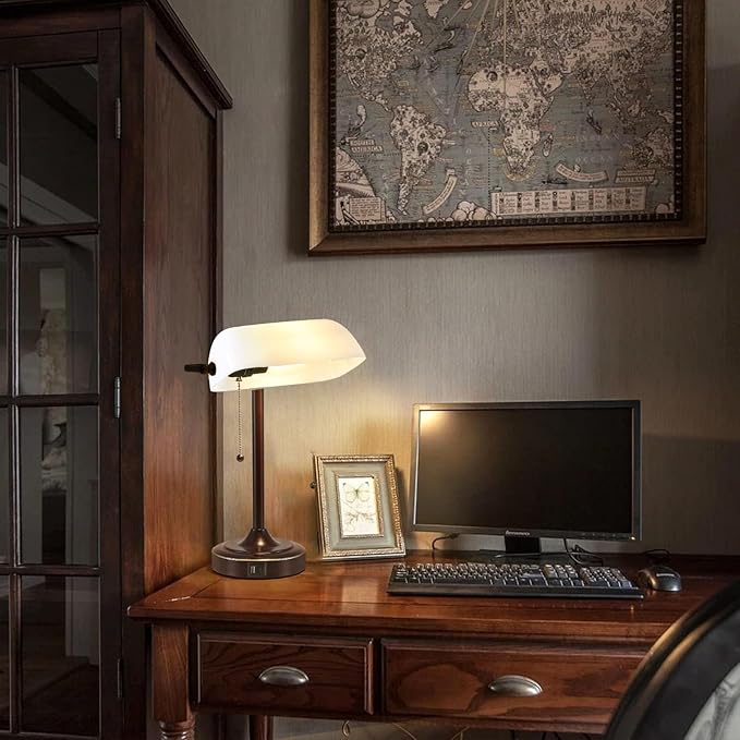 Vintage Desk Lamp Bankers Lamp - Brown Retro Table Lamp with USB & Type C Charging Ports Traditional Pull Chain Switch Library Lamp for Home Office Bedroom Nightstand Side Table Lamp(Bulb Included)