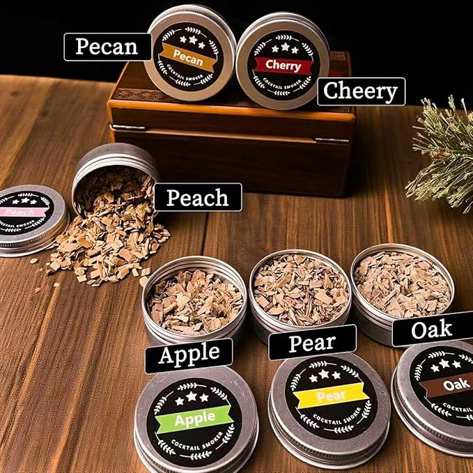 Whiskey Smoker Kit with Torch, with 6 Natural Flavors Wood Chips, Cocktail Smoker Infuser Kit, Old Fashioned Drink Smoker Set, Birthday Bourbon Whiskey Gifts for Men, Dad, Boyfirend(Without Butane)