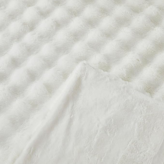 Faux Fur Throw Blanket for Couch Cozy Fuzzy Soft Plush Thick Fluffy Fleece Bubble Blanket for Sofa Bedroom Living Room, 51x63 Inches White