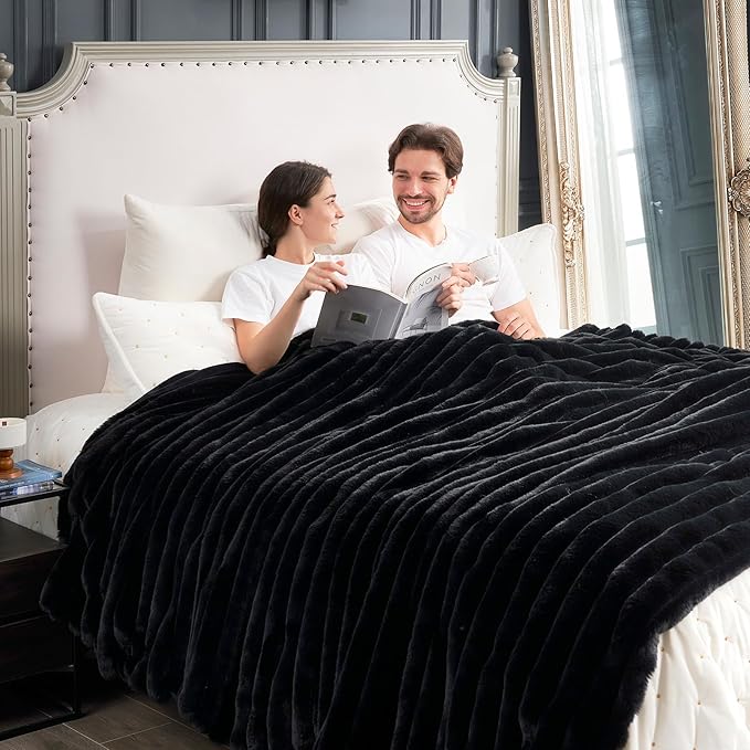 Cozy Bliss Faux Fur Throw Blanket for Couch, Cozy Warm Plush Striped Blanket for Sofa Bedroom Living Room, 108 * 90 Inches Black