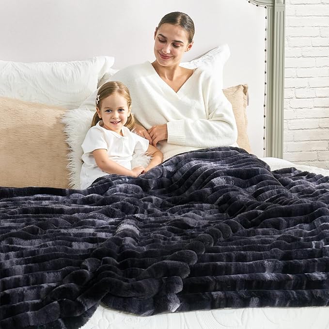 Cozy Bliss Faux Fur Throw Blanket for Couch, Cozy Warm Plush Striped Blanket for Sofa Bedroom Living Room, 50 * 60 Inches Tie-dye Black