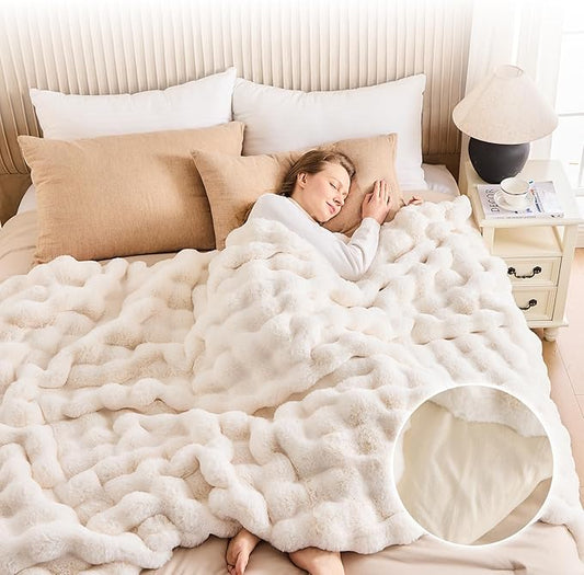 Cozy Faux Fur Throw Blanket for Bed-Warm Fuzzy Throw Blanket, Soft Plush Thick Bubble Blankets for Bedroom and Living Room, Furry Luxury Blanket, 90 x 90, Cream