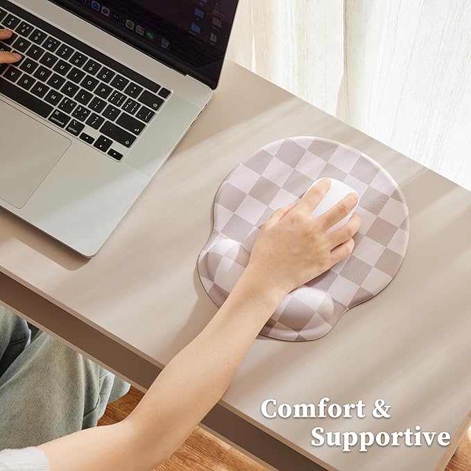 Beige Khaki Checkered Mouse Pad with Gel Wrist Rest, Wrist Support, Ergonomic Desk Accessories for Women, Office Laptop Gaming Decor, Cute Aesthetic Check Design
