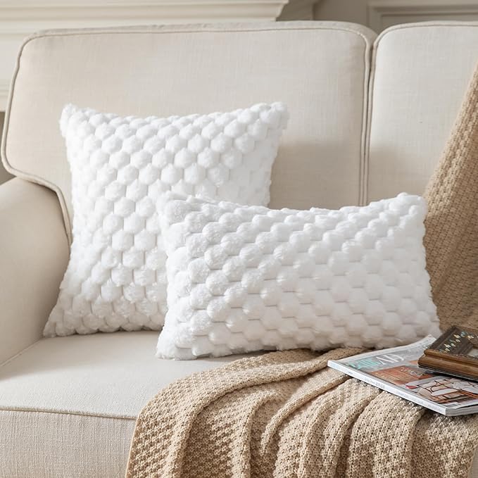 Pack of 2 Super Soft Throw Pillow Covers 12x20 Inch Faux Fur Plush Pillowcase Luxury Cozy Fluffy Decorative Cushion Cover for Sofa Couch Bed Livingroom Cream White