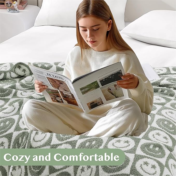WRENSONGE Checkered Throw Blanket Seagrass Smiling Face Soft Cozy Fluffy Warm Hand Made Throw Blankets for Couch, Sofa, Chair, Bed, Camping, Picnic, Travel Lightweight Bed Blanket - 50"*60"