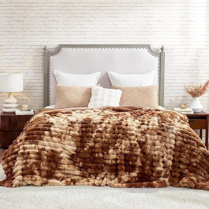 Cozy Bliss Faux Fur Throw Blanket for Couch, Cozy Warm Plush Striped Blanket for Sofa Bedroom Living Room, 108 * 90 Inches Tie-dye Brown