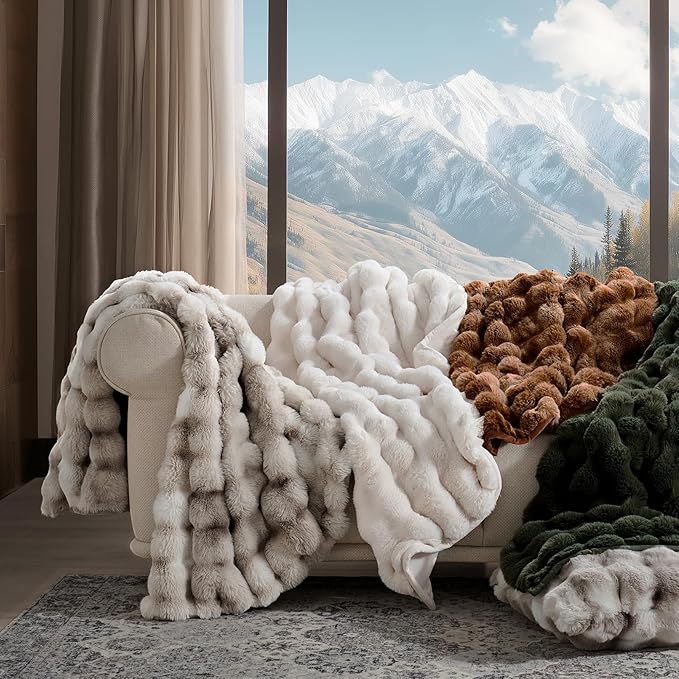 EverGrace Ultra Soft Luxury Fluffy Faux Rabbit Fur Throw Blanket, Thick Warm Bubble Throw for Bed, Cozy Plush Reversible Blankets for Couch, Chair, Sofa, Lion Caramel, 50x60 Inches