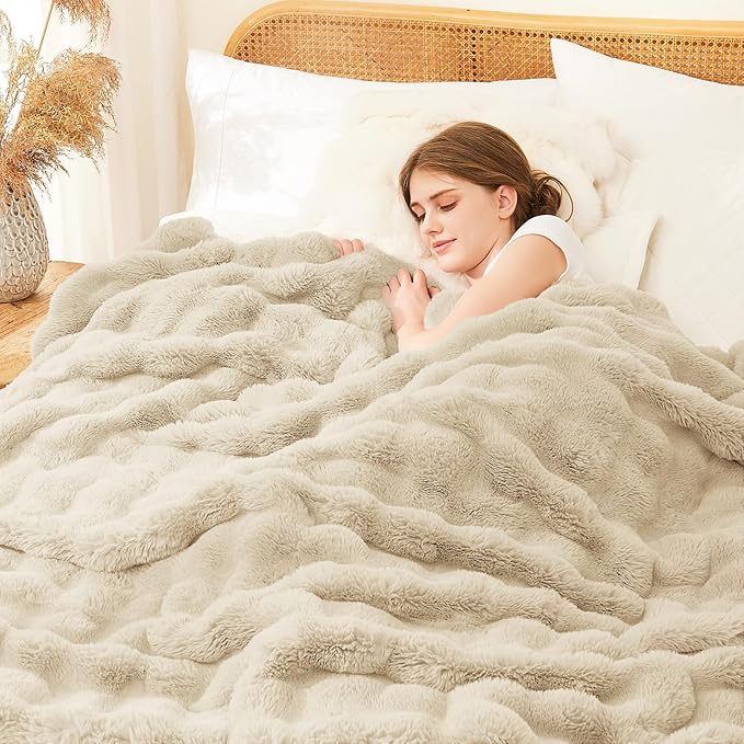 L'AGRATY Faux Rabbit Fur Blanket: 50" x 60" Luxury Soft Fluffy Thick Fur Throw Blanket for Couch Bed Sofa - Cozy Plush Bubble Blankets for Winter: Warm Flannel Fleece Decorative Blanket(Almond White)