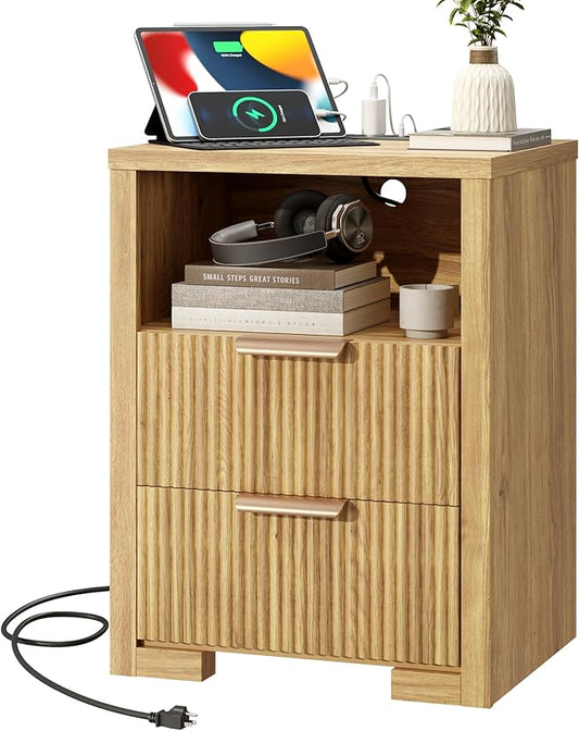 Fluted Nightstand with Charging Station,18" Night Stand with 2 Drawers,End Table with Storage, Bed Side Table for Bedroom, Modern Nightstand for Living Room, Oak