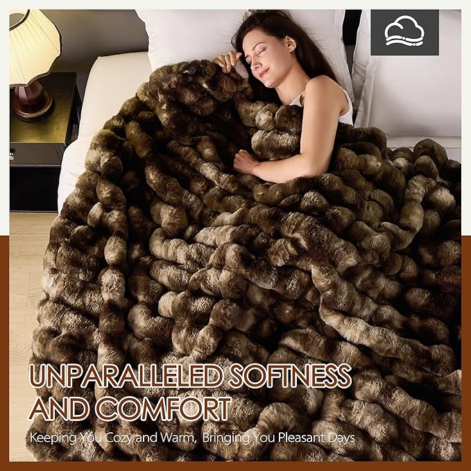 Luxury 1000GSM Faux Rabbit Fur Throw Blanket, Super Heavy Warm Cozy Blankets for Couch Bed Sofa, Bubble Plush Fuzzy Elegant Soft Reversible Mink Blanket for Living Room Bedroom, Brown