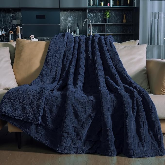 Pawque Super Soft Cozy Throw Blanket King Size for Couch Bed, Fluffy Sherpa Fleece Reversible Thick Warm Fuzzy Blanket for All-Season, 3D Checkered Jacquard Decorative Blankets, Navy Blue, 108"x90"