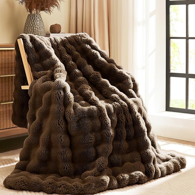 L'AGRATY Faux Rabbit Fur Blanket: 90" x 90" Queen Luxury Soft Fluffy Thick Fur Throw Blanket for Couch Bed Sofa - Cozy Plush Bubble Blankets for Winter: Flannel Fleece Decorative Blanket(Cocoa Brown)