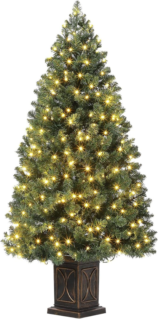 GarveeHome 4.5ft Green Christmas Tree, Pre-Lit Artificial Potted Xmas Tree with 300 Led Lights, 8 Lighting Modes, Black Base Design, Dense Branch Realistic Home Party Decoration w/Easy Assembly，1 PC
