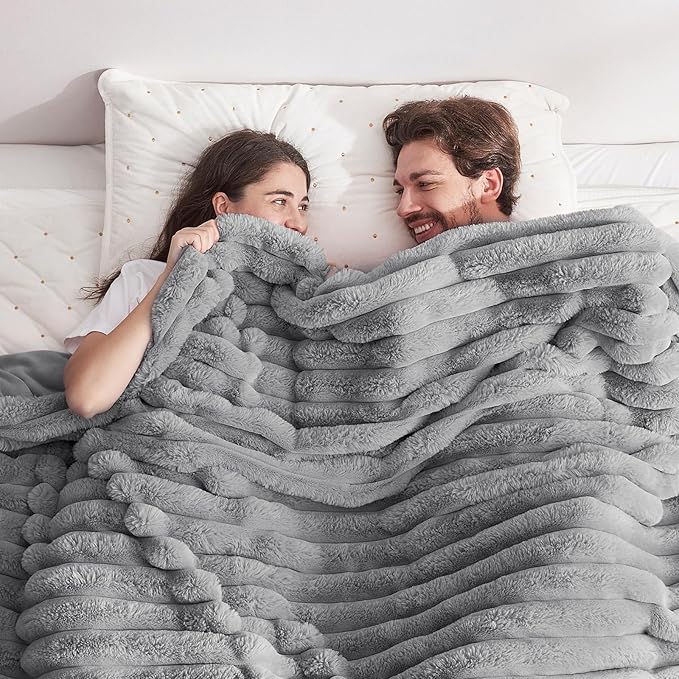 Cozy Bliss Faux Fur Throw Blanket for Couch, Cozy Warm Plush Striped Blanket for Sofa Bedroom Living Room, 90 * 90 Inches Gray