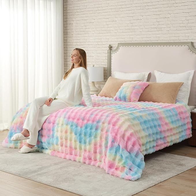 Cozy Bliss Faux Fur Throw Blanket for Couch, Bubble Plush Blanket King Size, Fuzzy Soft & Thick Blanket for Bed Sofa Living Room, 108x90 Inches Tie-dye Rainbow