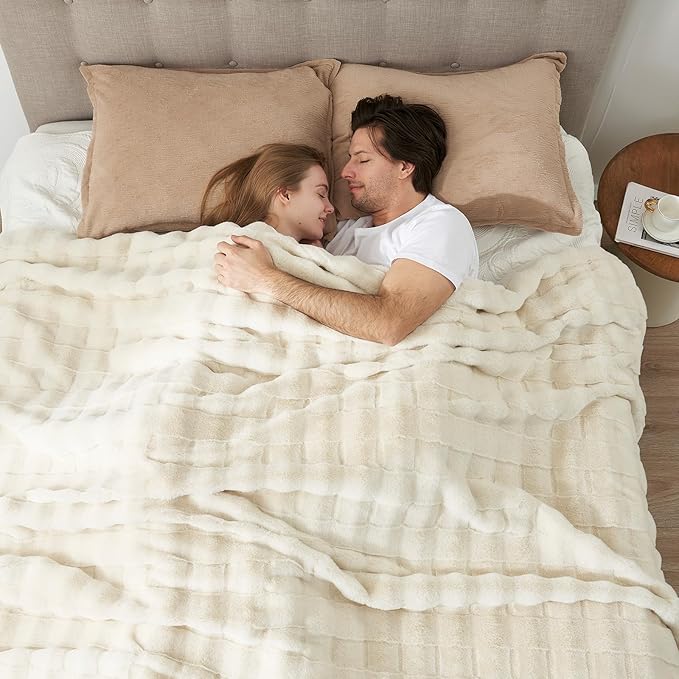 Cozy Bliss Fluffy Faux Fur Throw Blanket for Couch,Warm Cozy Soft Cream White Throw Blankets for Sofa Bed Living Room,60x80 Inches