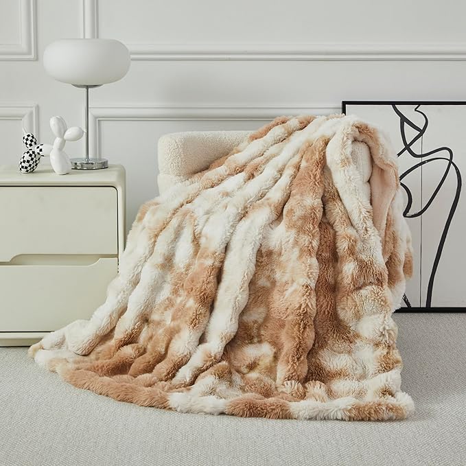 Faux Fur Throw Blanket for Couch Cozy Fuzzy Soft Plush Thick Fluffy Fleece Bubble Blanket for Sofa Bedroom Living Room, 63x79 Inches Caramel