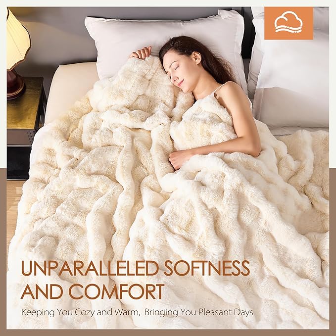 Luxury 1000GSM Faux Rabbit Fur Throw Blanket, Super Heavy Warm Cozy Blankets for Couch Bed Sofa, Bubble Plush Fuzzy Elegant Soft Reversible Mink Blanket for Living Room Bedroom, Cream White