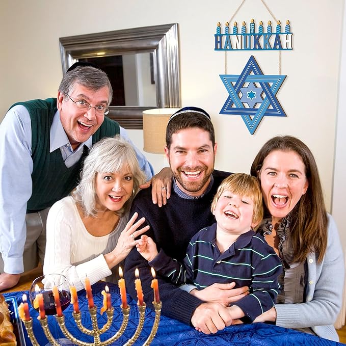 HPNIUB Happy Hanukkah Welcome Door Sign, Chanukah Candlestick Star Wooden Hanging Plaque, Blue Festival Front Door Hanger for Indoor Outdoor Home Porch Window Decor