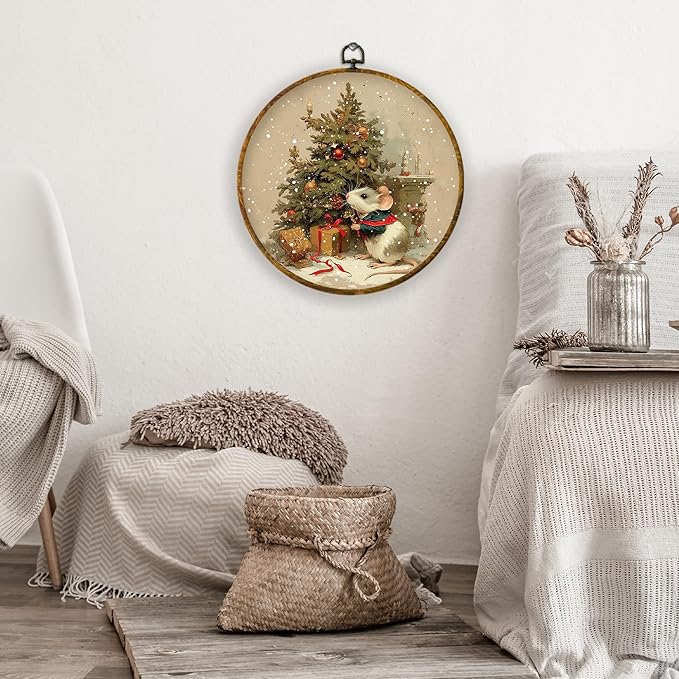 XPH Vintage Christmas Mouse Round Wall Art Framed, Retro Christmas Tree Rat Circle Wall Decor, Cozy Winter Xmas Animal Hanging Canvas Prints for Home Bedroom Living Room Decoration, 10x10 Inch