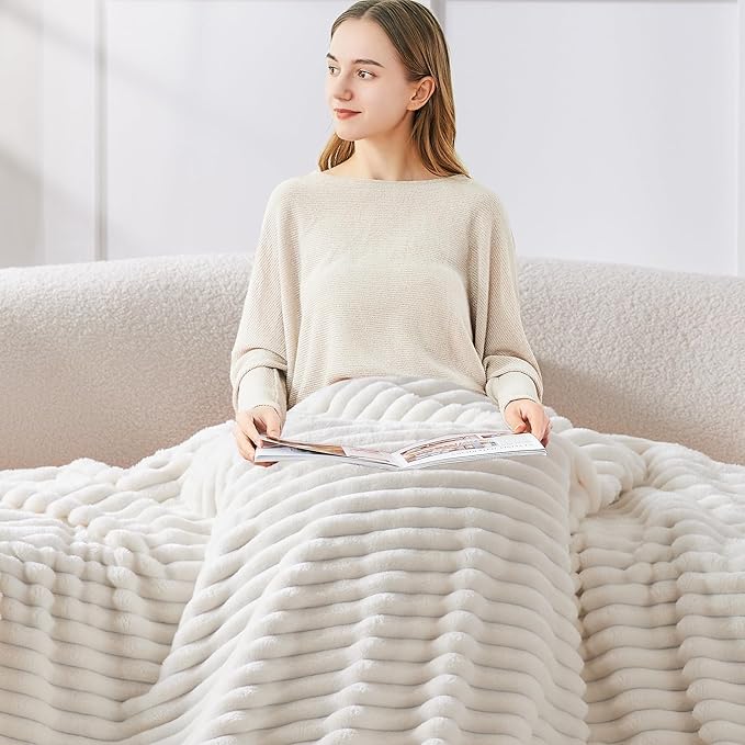 BEDELITE Twin Blanket for Couch & Bed, 300GSM Soft & Warm Fleece Blanket, Decorative and Giftable Striped Cream White Blankets for Women, Men, 60"x80"