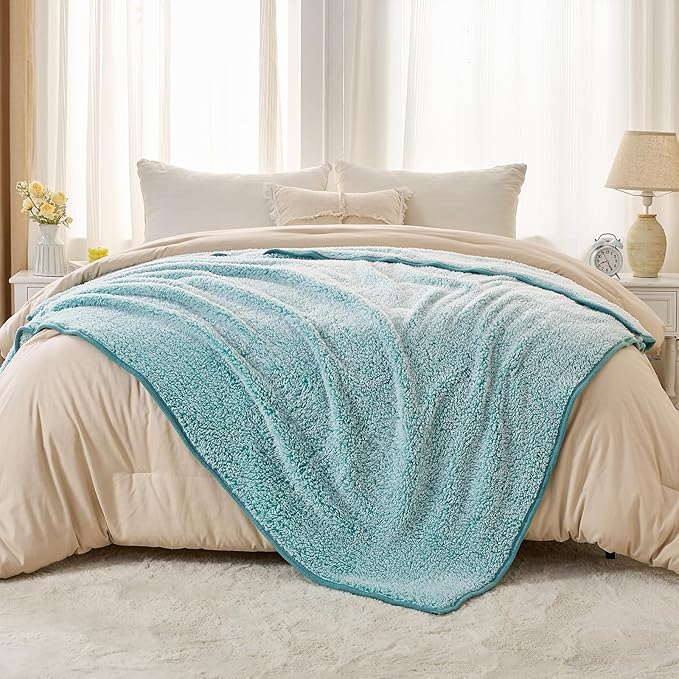 EMME Soft Sherpa Fleece Blanket Reversible Plush Fluffy Large Blanket, Light Weight Warm Decorative Boho Blanket Cover for Sofa, Couch, Bedroom,Travel(Plush Teal,60"x80")
