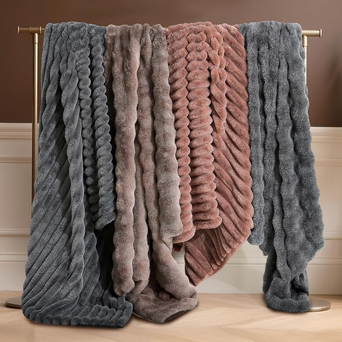 Amélie Home Faux Fur Throw Blanket for Couch, Ultra Soft Fuzzy Plush Bubble Throw for Sofa, Living Room & Home Decor, 50"x60", Cationic Bear Brown