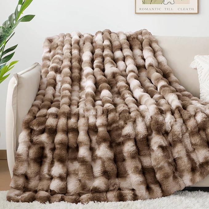 Touchat Luxury 1000GSM Rabbit Faux Fur Blanket, Super Heavy Warm Cozy Brown Blankets for Couch Bed Sofa, Ruched Plush Fuzzy Elegant Soft Reversible Mink Blanket for Living Room Bedroom, 90" x 90"