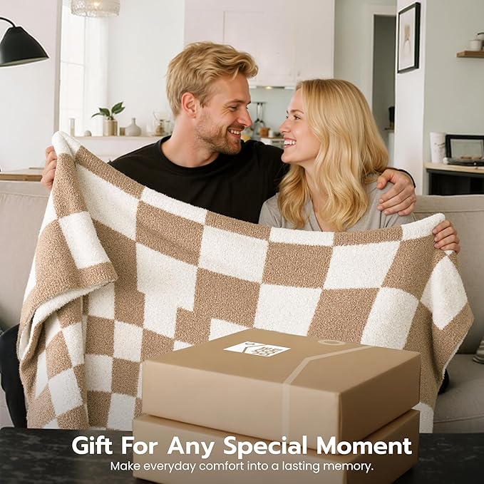 Joiedomi Throw Blanket for Couch Bed, Checkered Knitted Blankets Gifts for Women Mom Girls, Cozy Cute Soft Throw Home Room Decor Aesthetic for Women Mothers Birthday Gifts 50x70 Inches